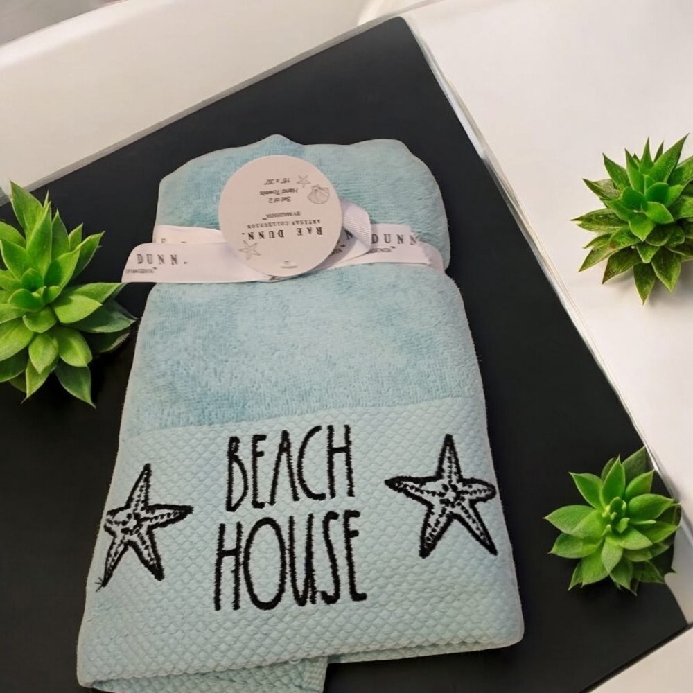 Rae Dunn 2 Hand Towels